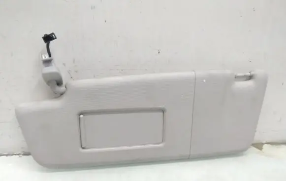 Volkswagen Touran I Sun visor