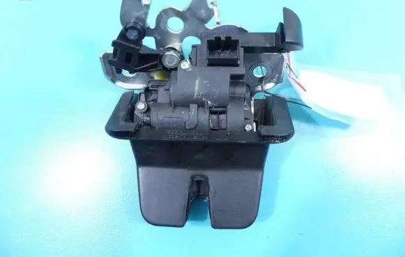 Volkswagen Jetta VI Tailgate/trunk/boot lock/catch/latch 5C6827520B IMPRK1261431