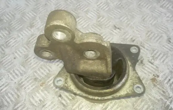Opel Signum Engine mount bracket V046402603