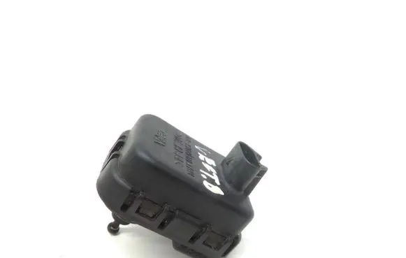 Opel Vectra B Headlight level adjustment motor 