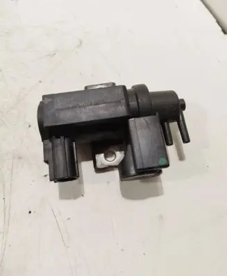 Toyota Avensis T250 Vacuum valve 258190R011 70051308