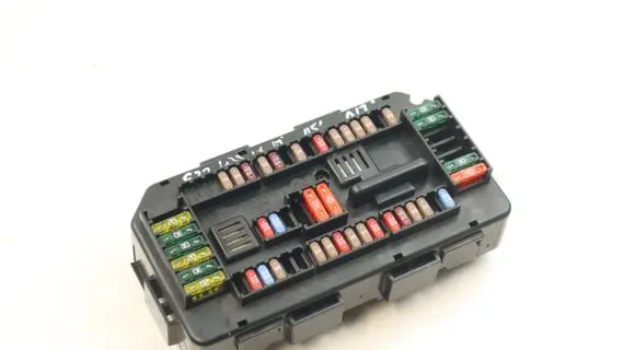 BMW X3 F25 Fuse module 9337879 19451000001 10092014