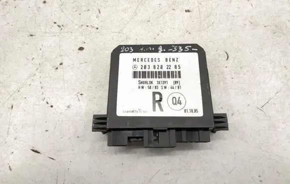 Mercedes-Benz C W203 Door control unit/module A2038202285 2038202285