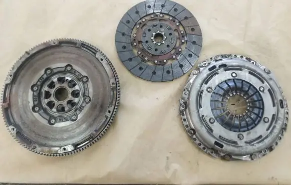 Volkswagen Golf VII Clutch set kit 06k141025a 063082001