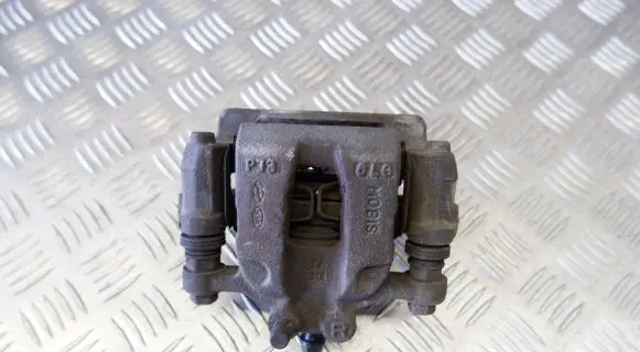 Hyundai Tucson TL Rear brake caliper