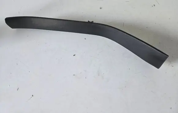 Nissan Leaf II (ZE1) Other interior part 769B63NL0A