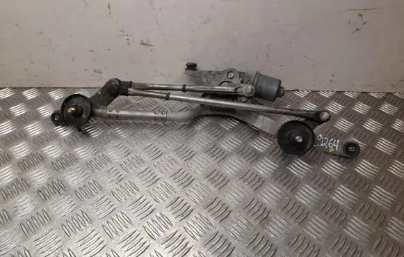 Toyota Prius (XW50) Front wiper linkage 8511047350