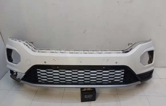 Volkswagen T-Roc Front bumper 2GA807221AF 2GA807221A