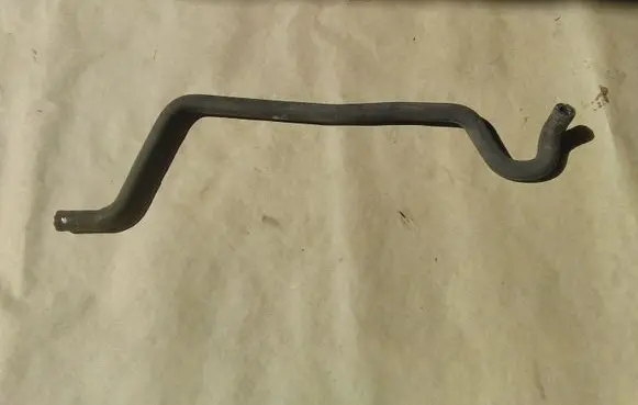 Toyota Avensis T250 Engine coolant pipe/hose