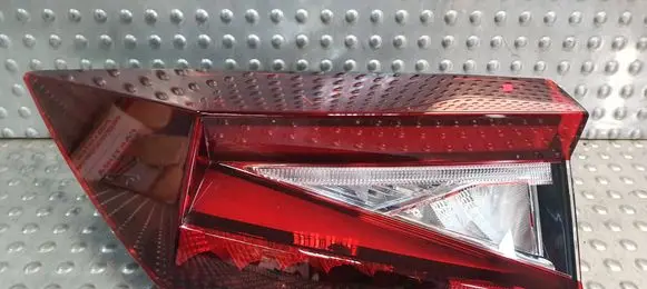 Skoda Enyaq iV Rear/tail lights S26372433 5LA945207