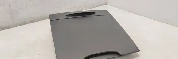 Glove box
