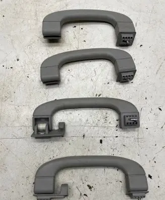 BMW X1 E84 A set of handles for the ceiling 9143529 9143516