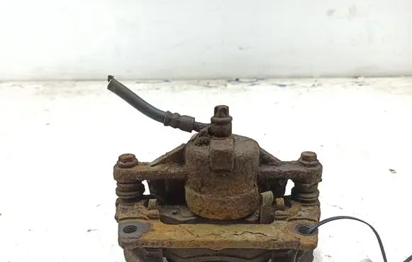 Opel Agila A Front brake caliper