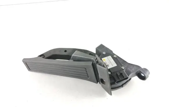 KIA Optima Accelerator throttle pedal 327273R300