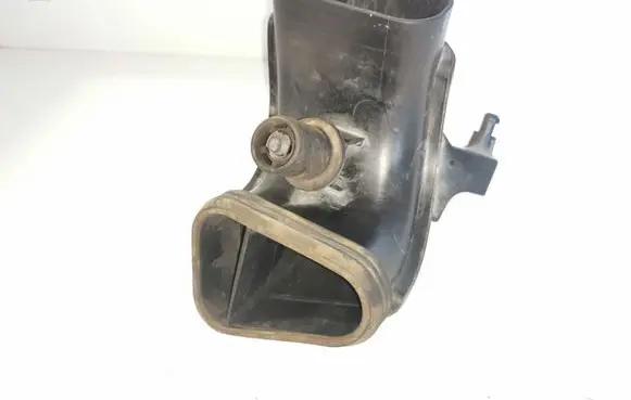 Chevrolet Cruze Air intake duct part 13284048