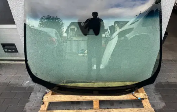 Ford Edge II Front windscreen/windshield window KT4B-R03100-KE