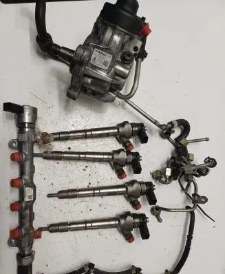 Audi A6 S6 C7 4G Fuel injection system set 0445110471 04L130277AE 0445010537
