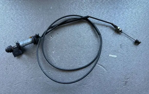 Nissan Patrol 260 Throttle cable 18420G9601