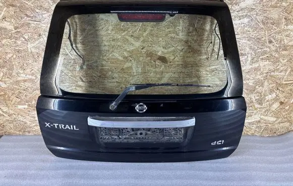 Nissan X-Trail T30 Tailgate/trunk/boot lid