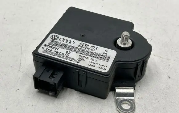 Audi A6 S6 C6 4F Power management control unit 4F0915181A 0199000013 4F0910181E