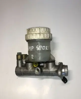 Mitsubishi Pajero Sport I Master brake cylinder