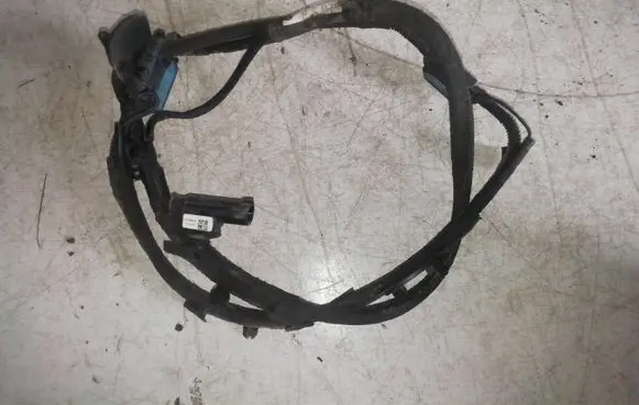 BMW X3 F25 Windshield washer fluid hose 13264011