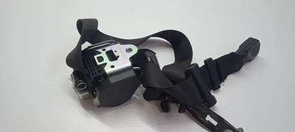 Maserati Levante Front seatbelt 6700666000