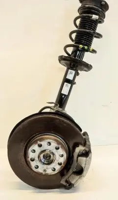 Volkswagen Tiguan Front wheel hub spindle knuckle 5Q0407258C 5Q0407254C