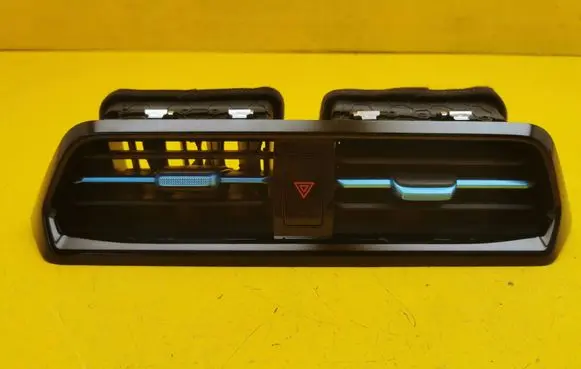 MG MG5 II Dash center air vent grill