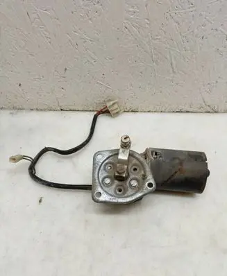 Mercedes-Benz 207 310 Wiper motor 0390346137