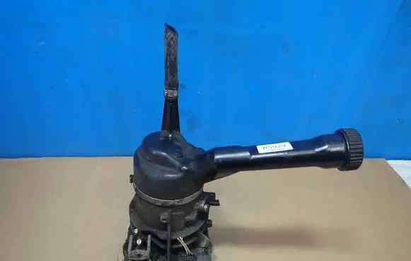 Citroen C4 II Power steering pump 9674055680