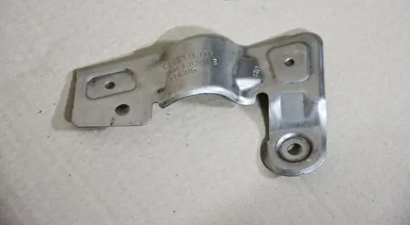 Volkswagen Golf VII Engine mounting bracket 06K129598B