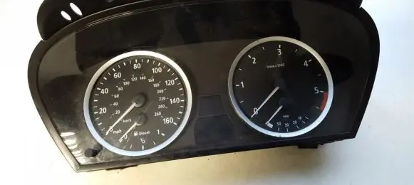 BMW 5 E60 E61 Speedometer (instrument cluster) 62116945634 62.116945634