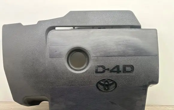 Toyota Avensis T270 Engine cover (trim) Md20gf10 PA6MHD20GF10