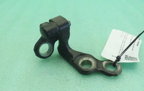 Ford Kuga I Front door upper hinge 3M51R22801