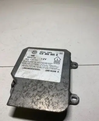 Volkswagen PASSAT B5.5 Airbag control unit/module 1C0909605B 39010206E 5WK43124