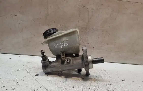 Volvo V70 Master brake cylinder 8646006