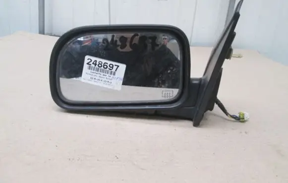 Mitsubishi Space Runner Front door electric wing mirror