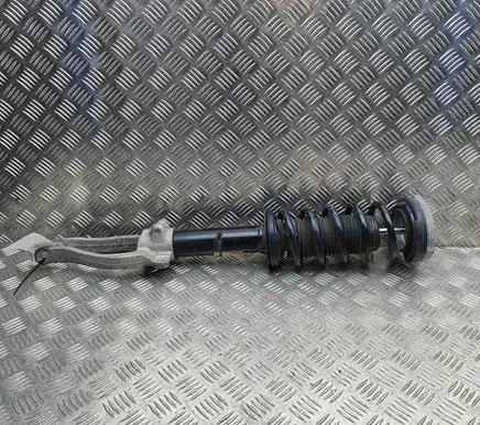 BMW 5 G30 G31 Front shock absorber/damper 6896362