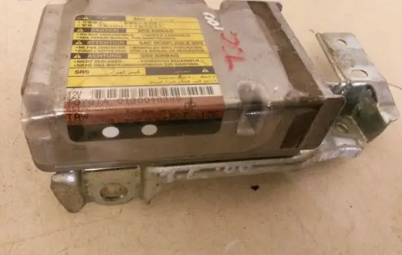 Toyota Corolla E110 Airbag control unit/module 8917002101 202916106