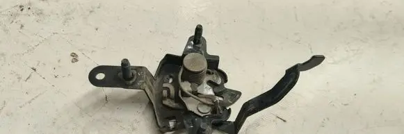 Subaru Outback (BS) Engine bonnet/hood lock/catch