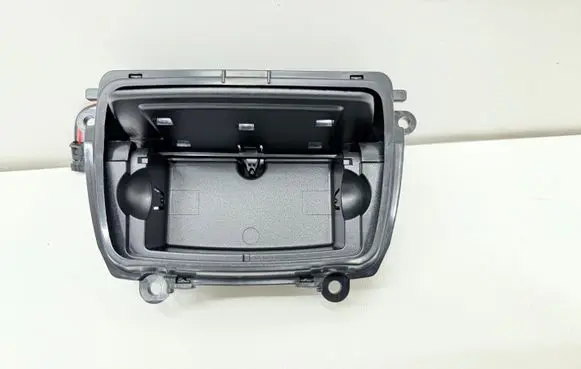 BMW 5 F10 F11 Ashtray (front) 51169206347 F10F12F18F06