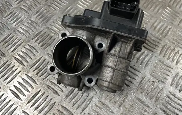 Honda Civic Throttle valve NAS09051