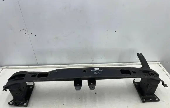 Volkswagen PASSAT B8 Front bumper support beam 3g0807611
