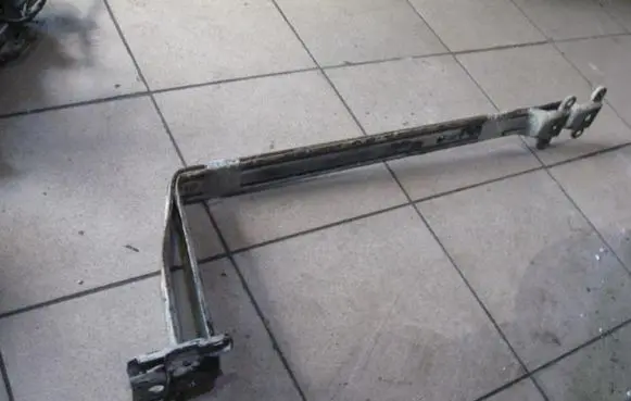 Volvo S80 Fuel tank mounting bracket KOMPL2VNT10EU