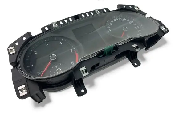Volkswagen PASSAT B8 Speedometer (instrument cluster) 3G0920751