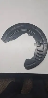 Chevrolet Camaro Front brake disc dust cover plate 22802366