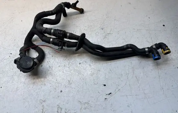 Volvo XC60 Engine coolant pipe/hose 31368175