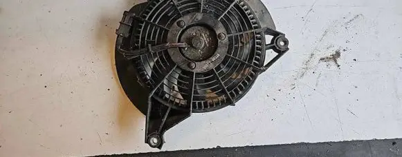 Hyundai H-1, Starex, Satellite Electric radiator cooling fan 4569631