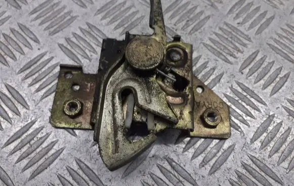 Ford Fusion Engine bonnet/hood lock/catch